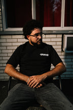 GRATIS "LA VIE GRATIS" BLACK T-SHIRT