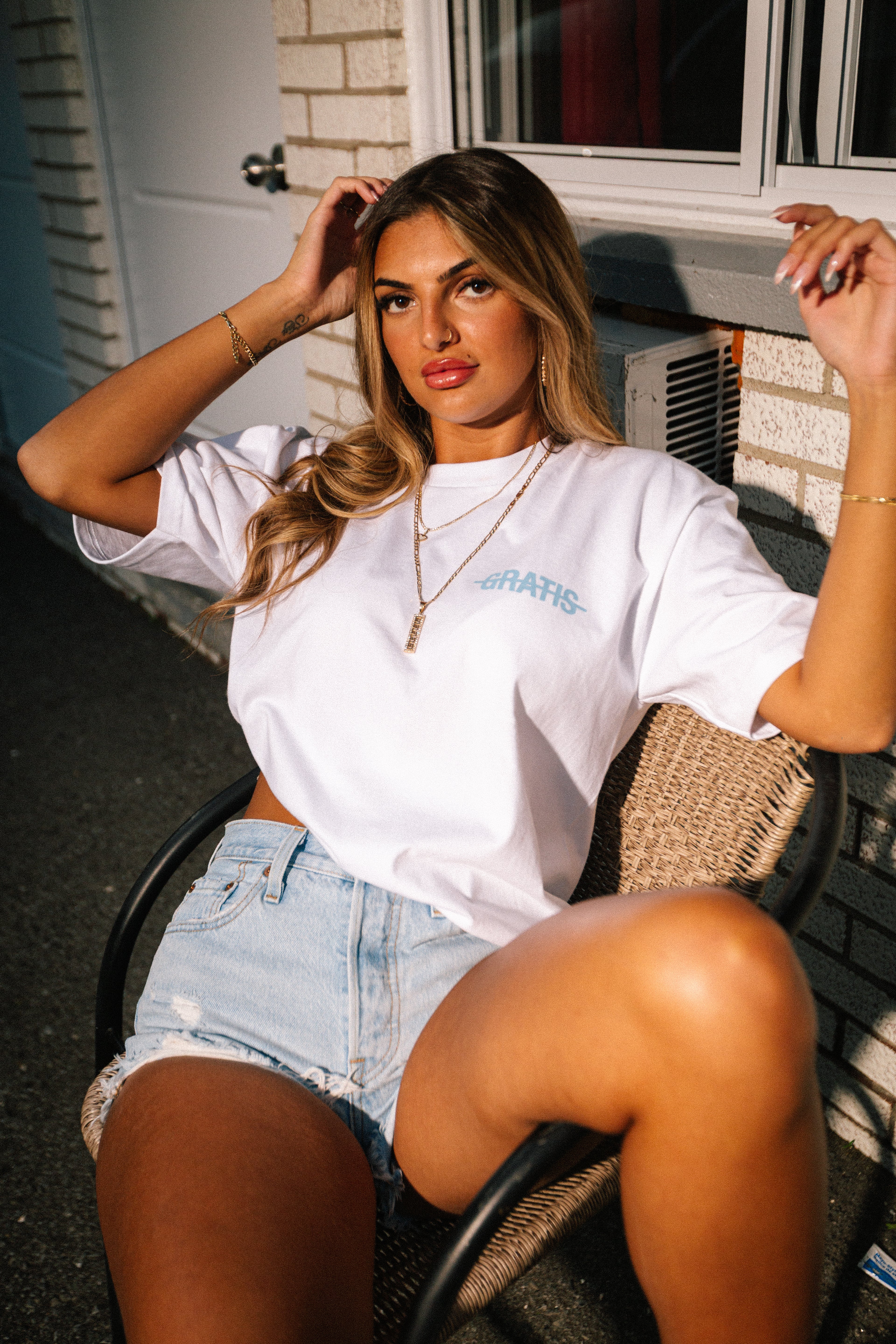 GRATIS "LA VIE GRATIS" BLUE T-SHIRT